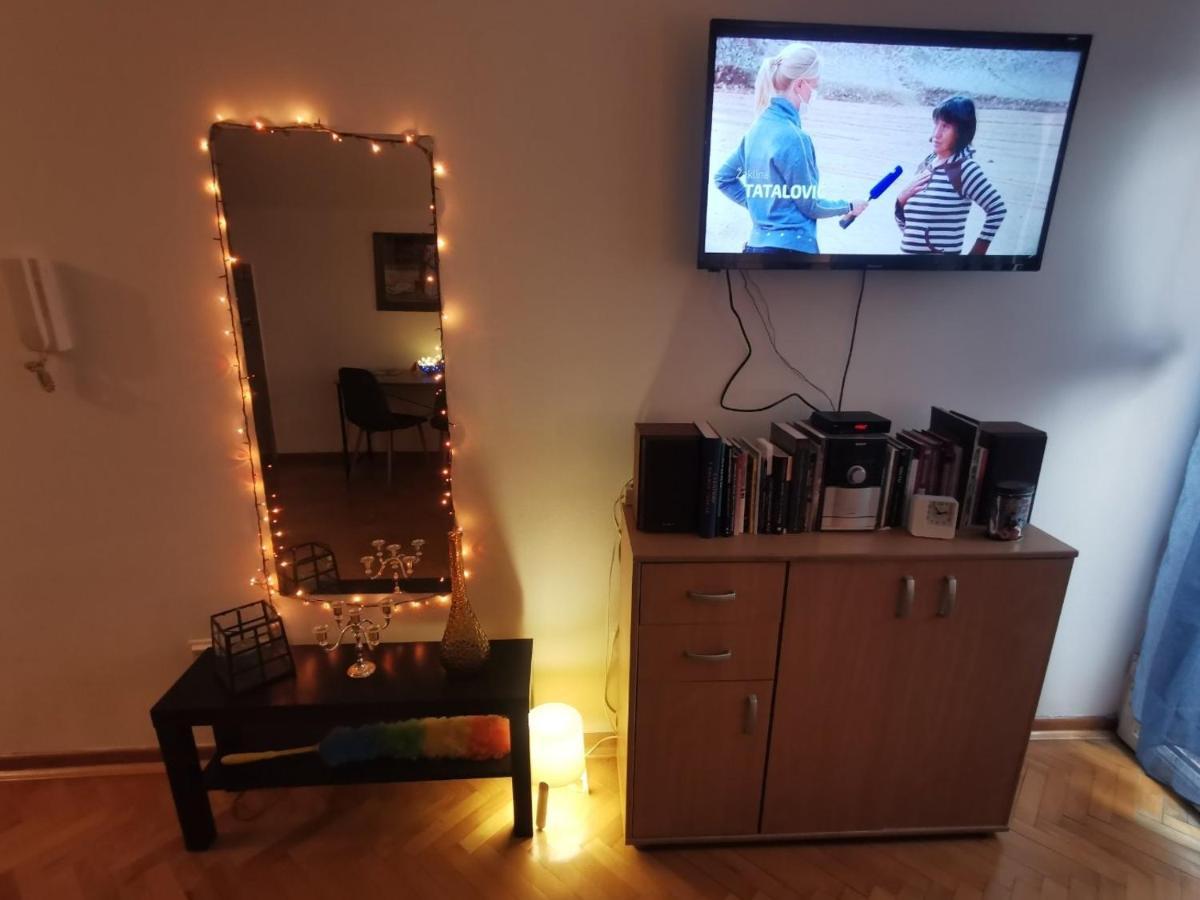 Mansarda Kraljevo Appartement Buitenkant foto